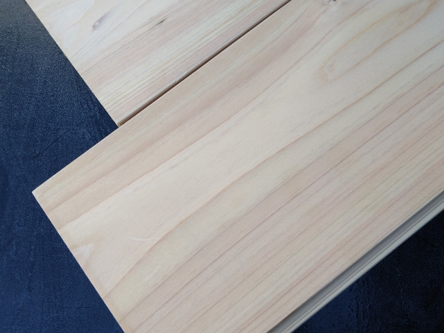 ヒノキ化粧材1